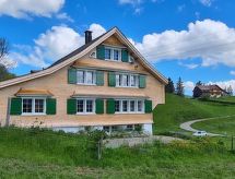 Vrijstaand chalet Seuzach met sauna en panoramisch uitzicht op de bergen - thumbnail 3