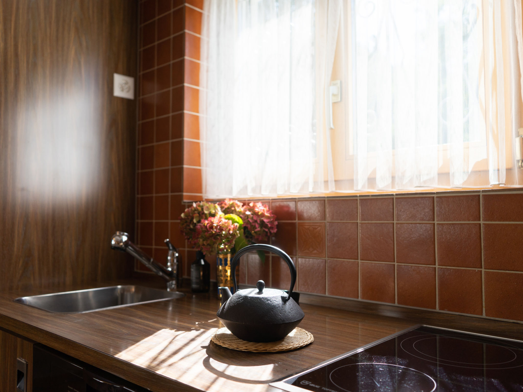  — Kitchen / Dining Room (5 of 26)