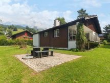 Vrijstaand chalet in Wildhaus met bergzicht, tuin en sauna - thumbnail 2