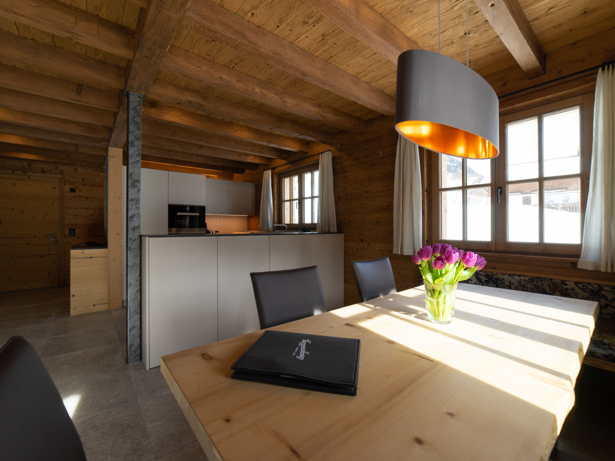 Maison Chalet Schafberg – Cuisine et coin repas, photo 30 sur 30