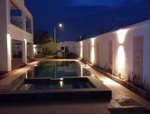 Villa Bolati: Luxe villa met privézwembad, jacuzzi en tropische tuin in Ivoorkust - thumbnail 1