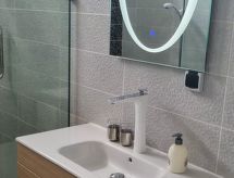 Villa Bolati: Luxe villa met privézwembad, jacuzzi en tropische tuin in Ivoorkust - thumbnail 5
