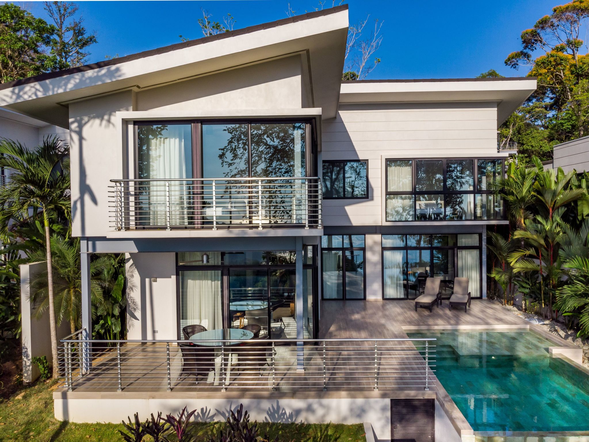 Ferienvilla 'Villa 6' mit Infinity-Pool