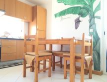 Strandappartement Sal Rei met Bergzicht, 35m van Zee - thumbnail 2