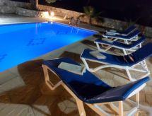 Vakantiehuis in Kyrenia op 300m van zee met privézwembad - thumbnail 5