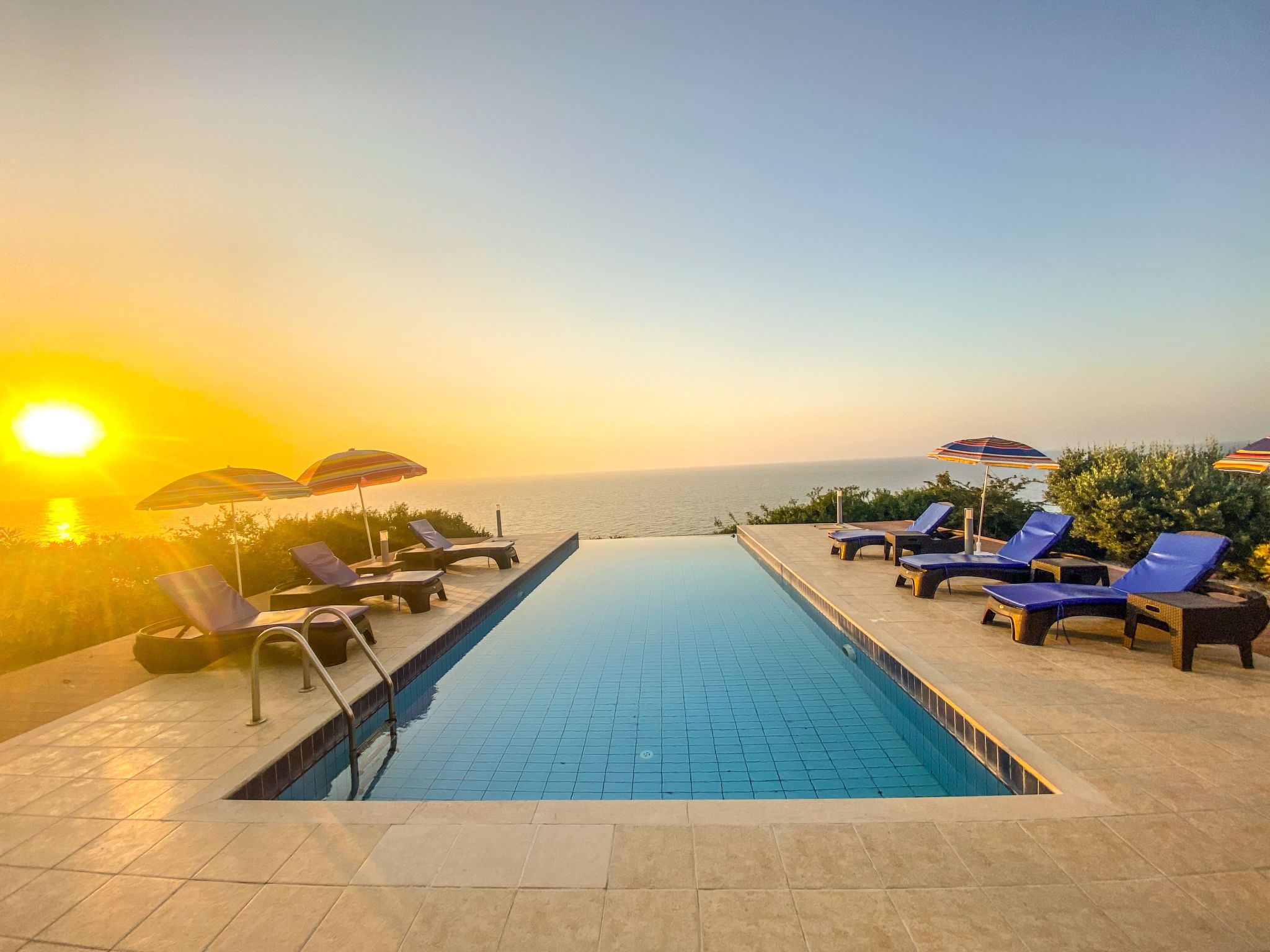Stijlvolle villa met privé infinity pool vlakbij zee in Kyrenia - foto 37