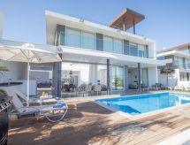 8-persoons vakantiehuis met privézwembad in centrum Protaras · 8 pers. - thumbnail 2