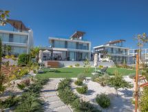 8-persoons vakantiehuis met privézwembad in centrum Protaras · 8 pers. - thumbnail 3
