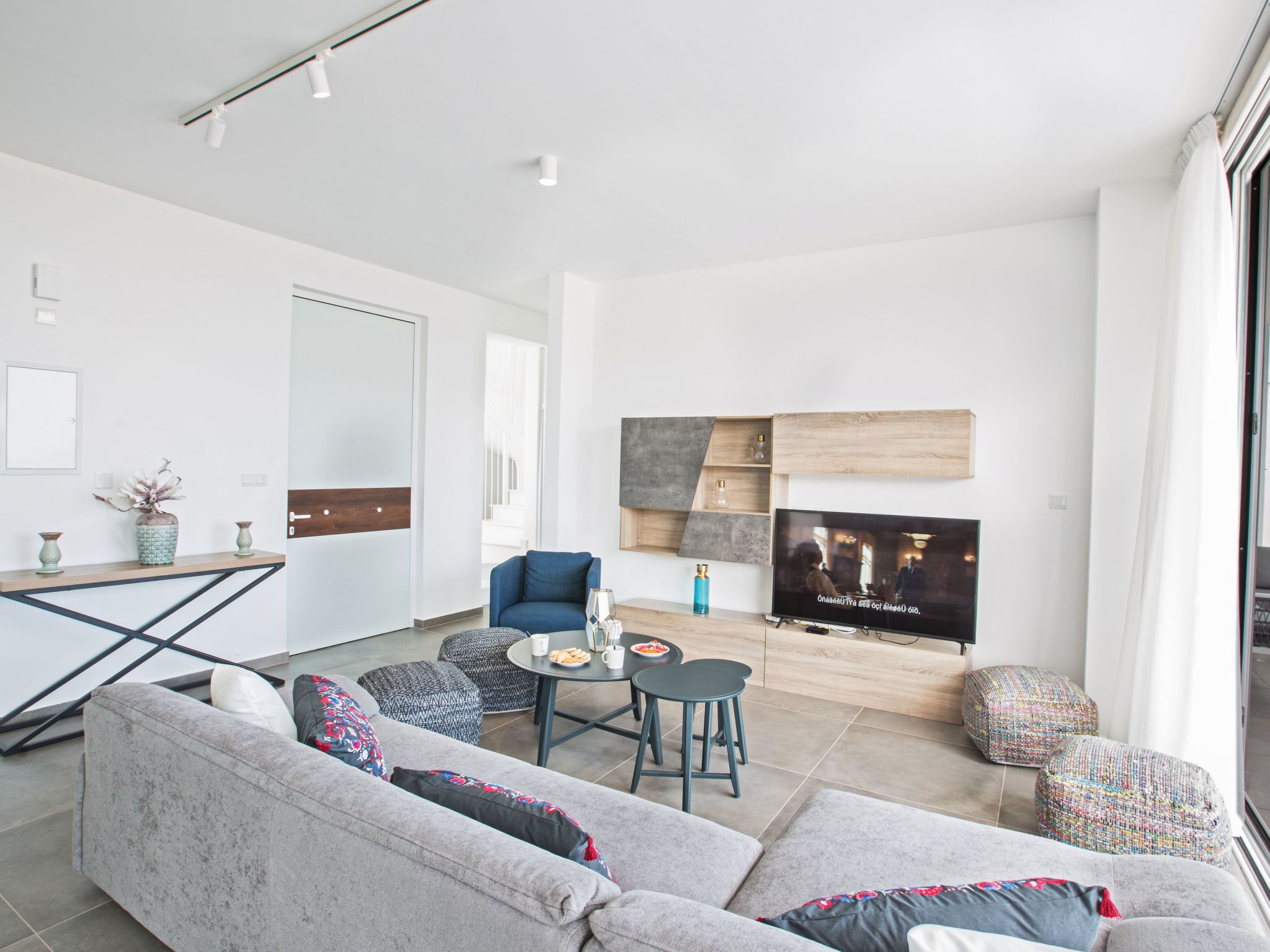 Ferienvilla Olivine Pearl mit Meerblick-Image-tags.info