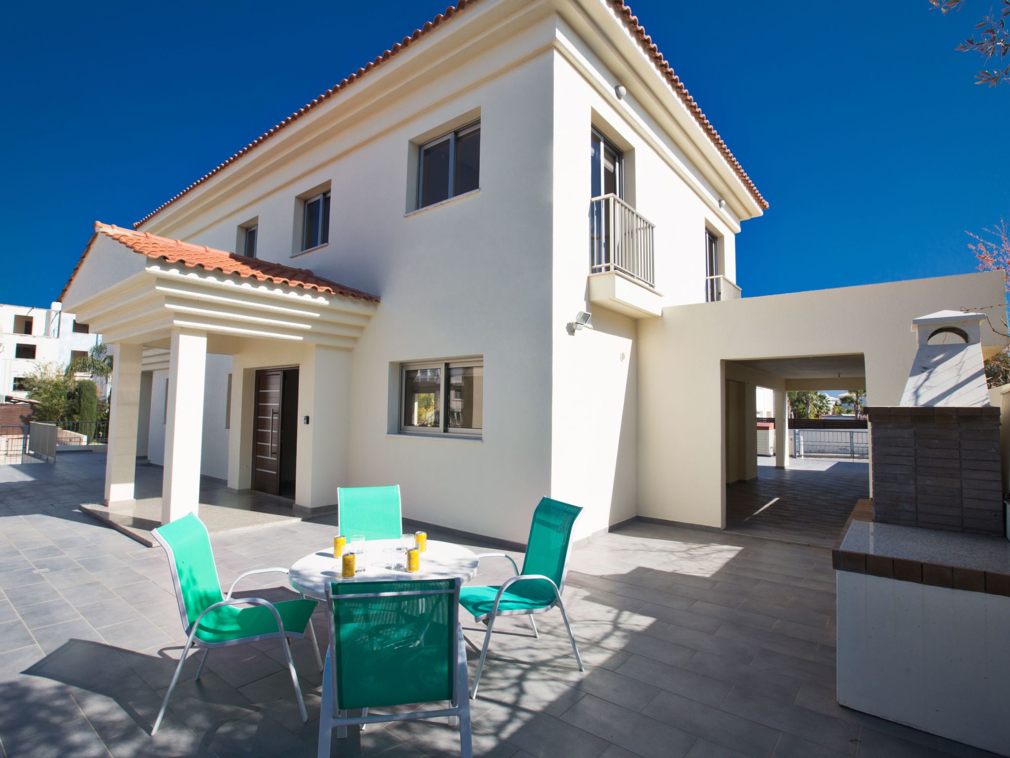 Schöne Ferienvilla mit privatem Pool-Image-tags.info