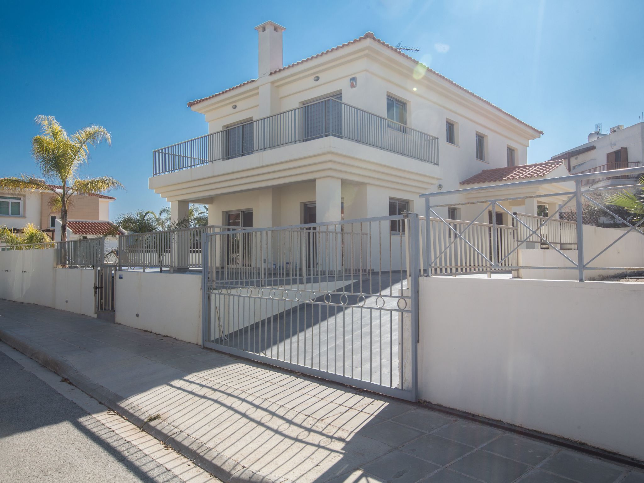 Schöne Ferienvilla mit privatem Pool-Image-tags.info