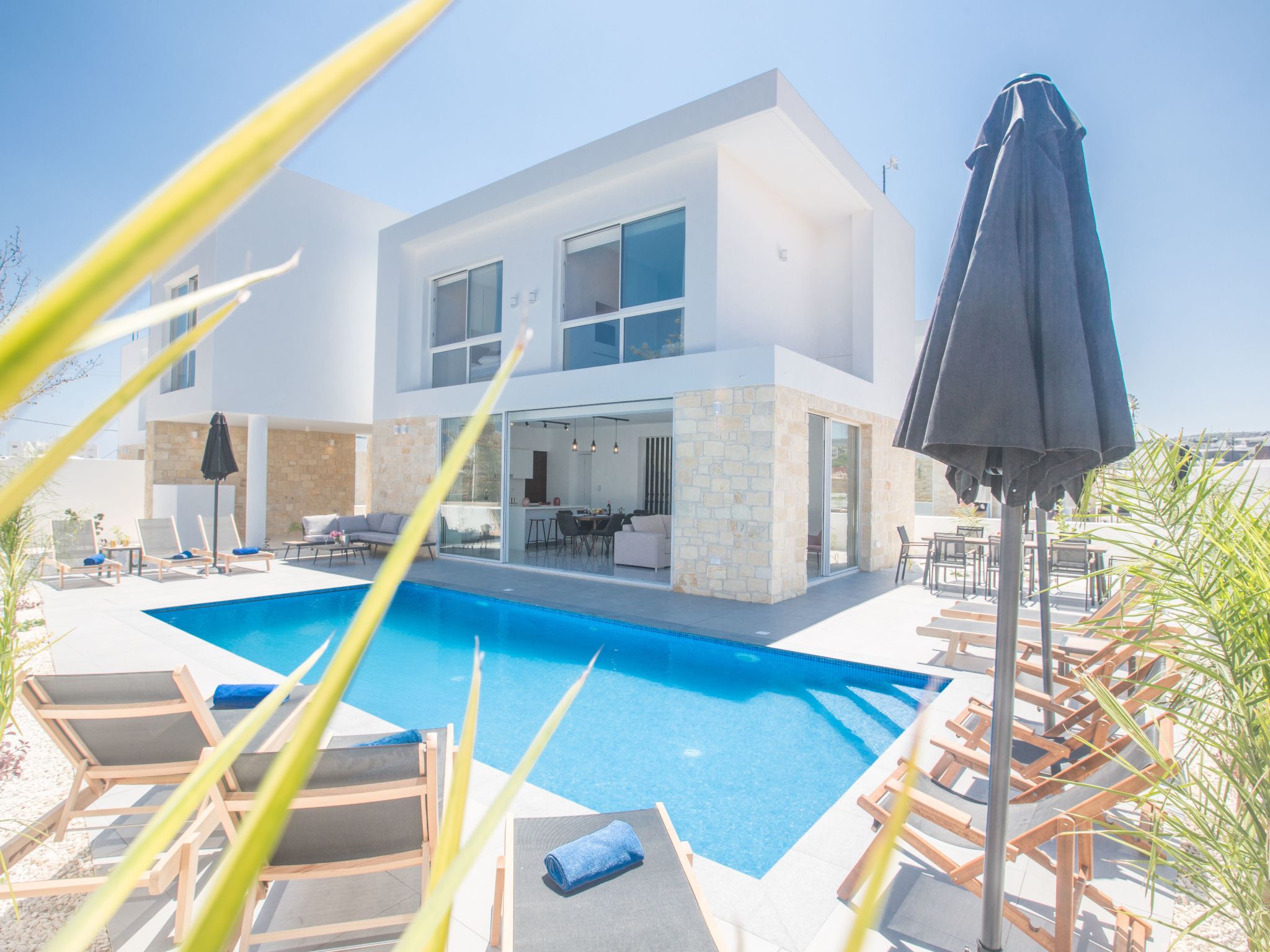 4-Schlafzimmer-Villa mit Pool im Zentrum von Protaras