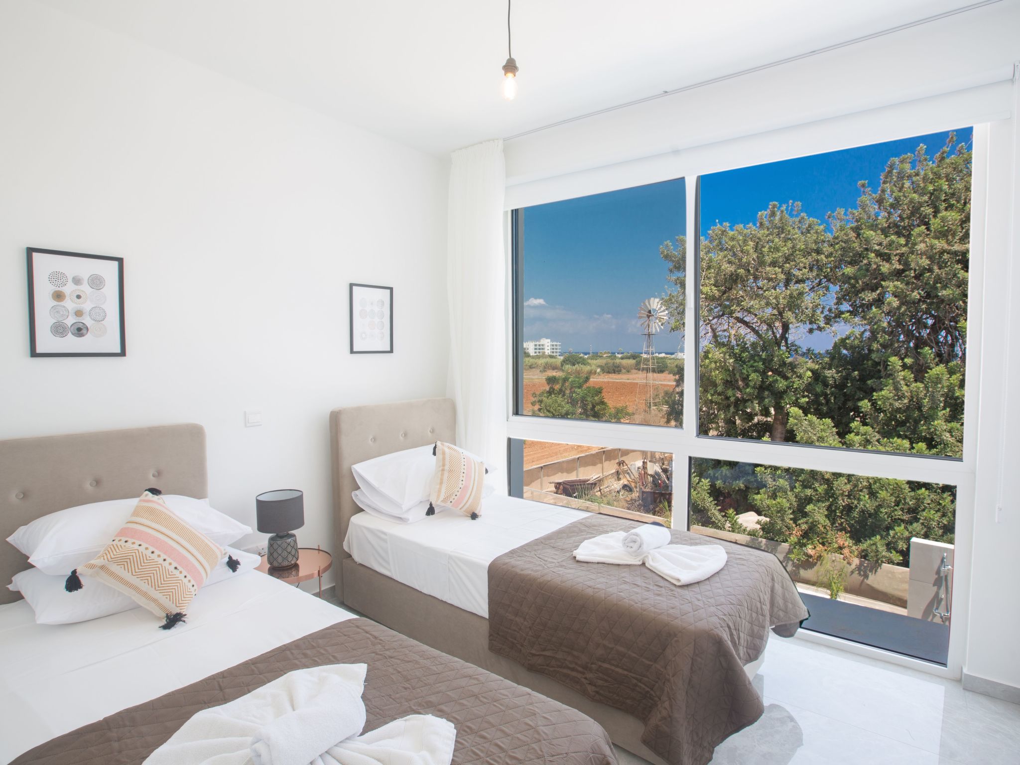 4-Schlafzimmer-Villa mit Pool im Zentrum von Protaras-Image-tags.info