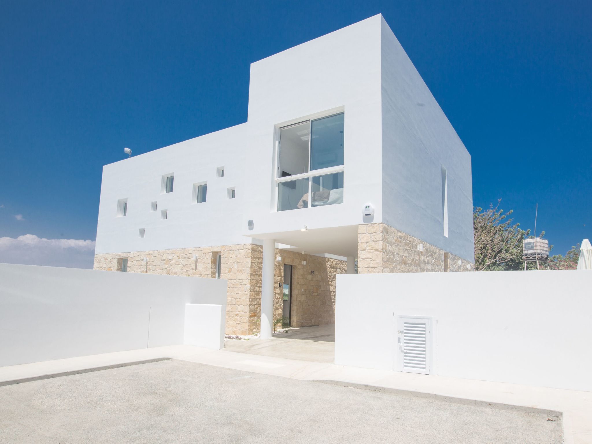 4-Schlafzimmer-Villa mit Pool im Zentrum von Protaras-Image-tags.info