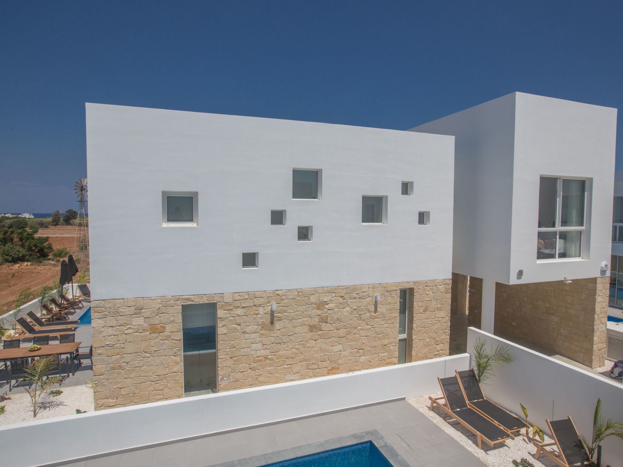 4-Schlafzimmer-Villa mit Pool im Zentrum von Protaras-Image-tags.info