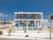 Centraal gelegen vakantiehuis in Protaras met privézwembad · 10 pers. - thumbnail 2