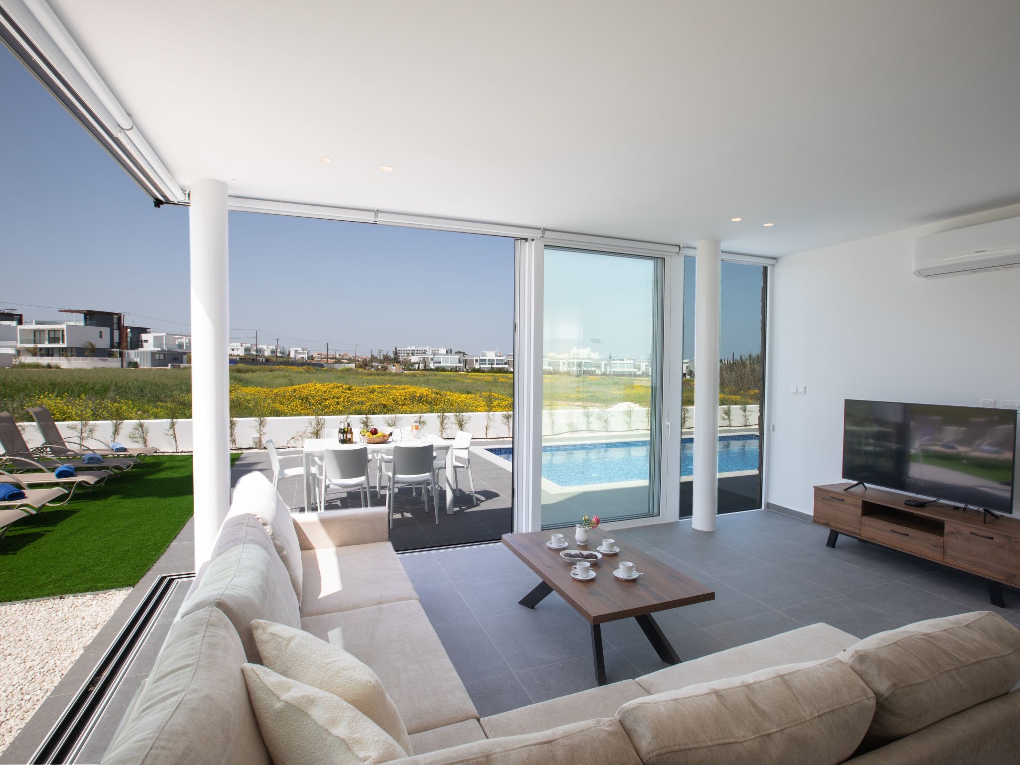 Bleu Vie in Protaras-Image-tags.info