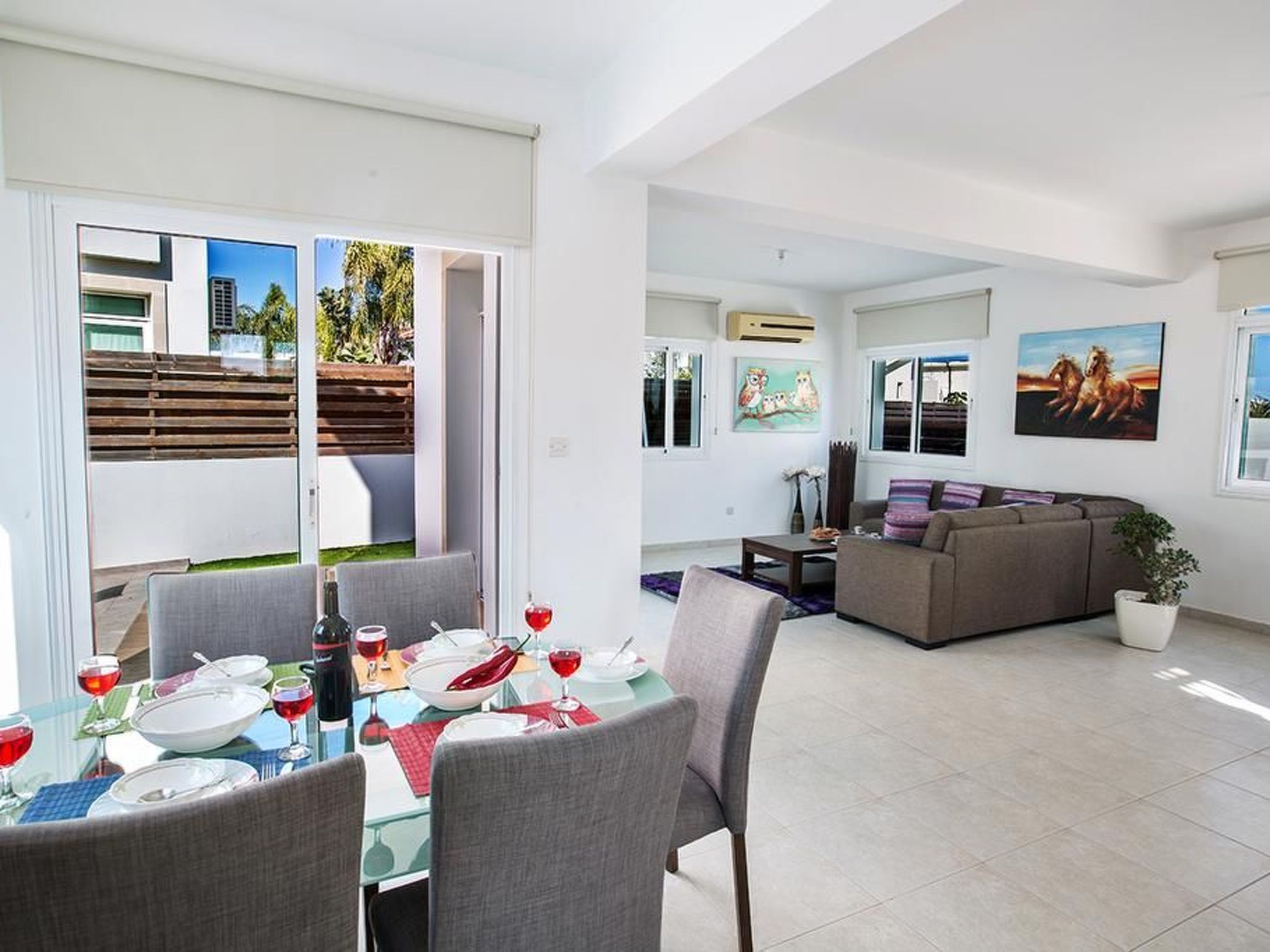 In Protaras mit privatem Parkplatz-Image-tags.info