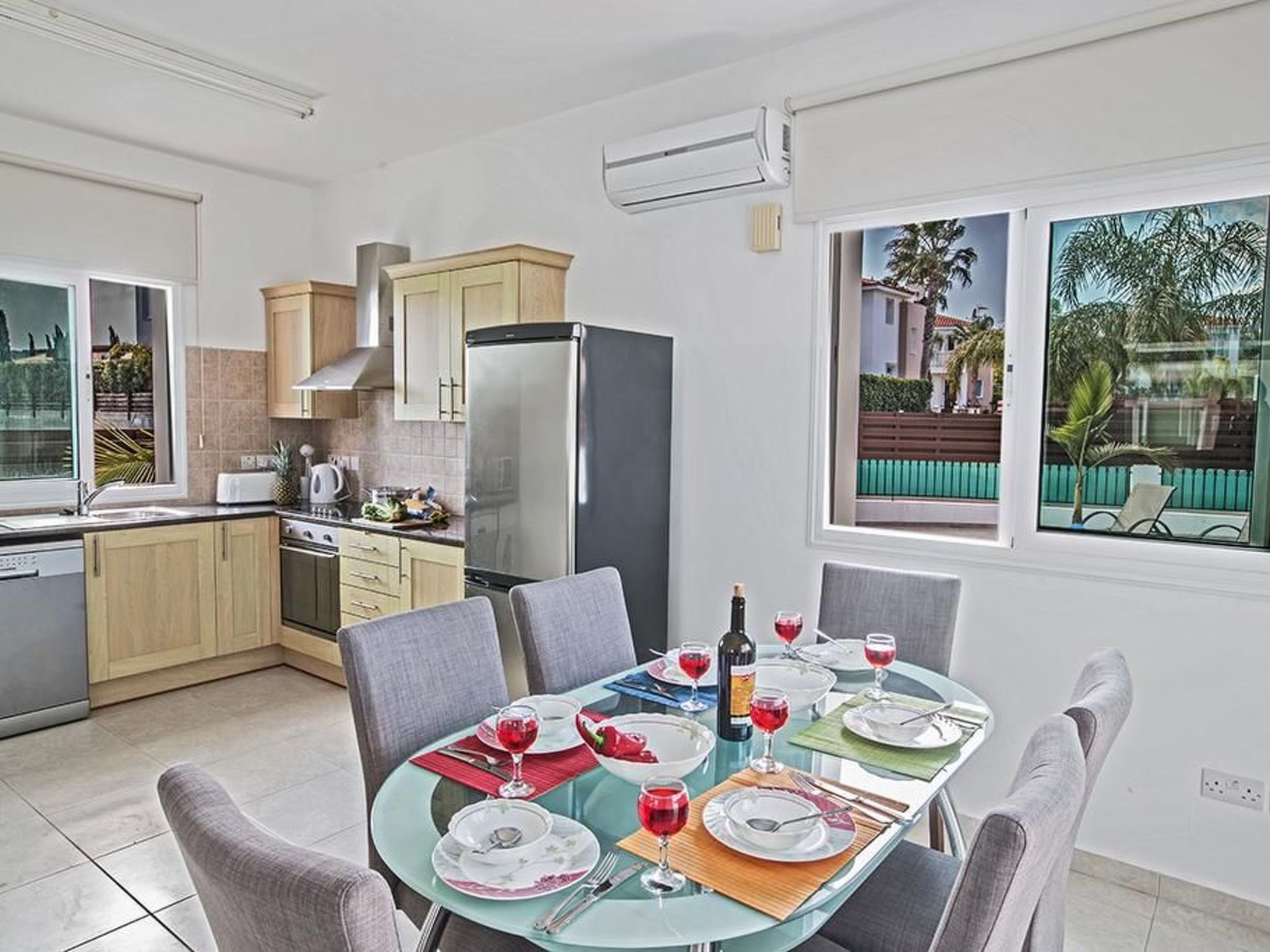 In Protaras mit privatem Parkplatz-Image-tags.info