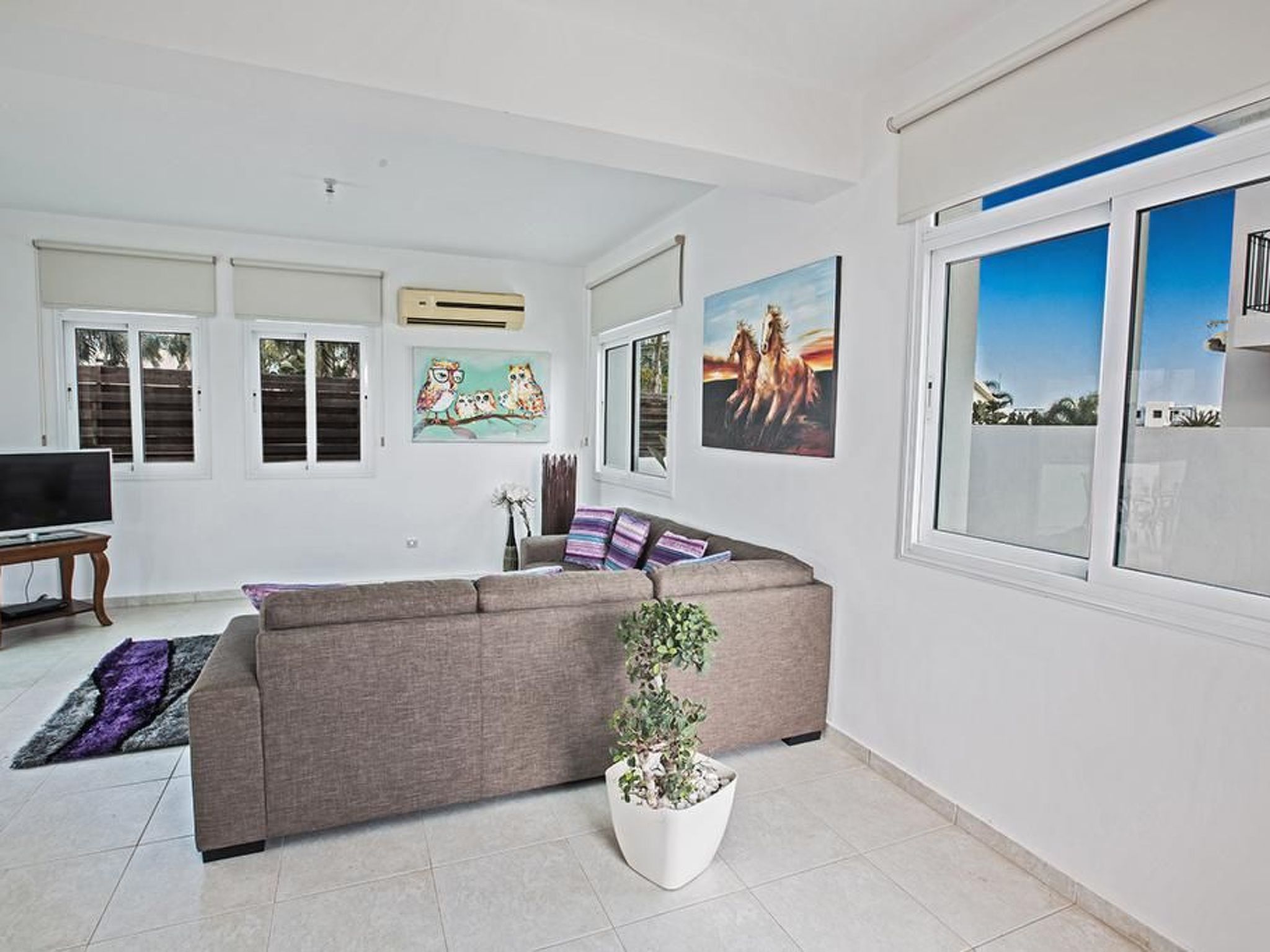 In Protaras mit privatem Parkplatz-Image-tags.info