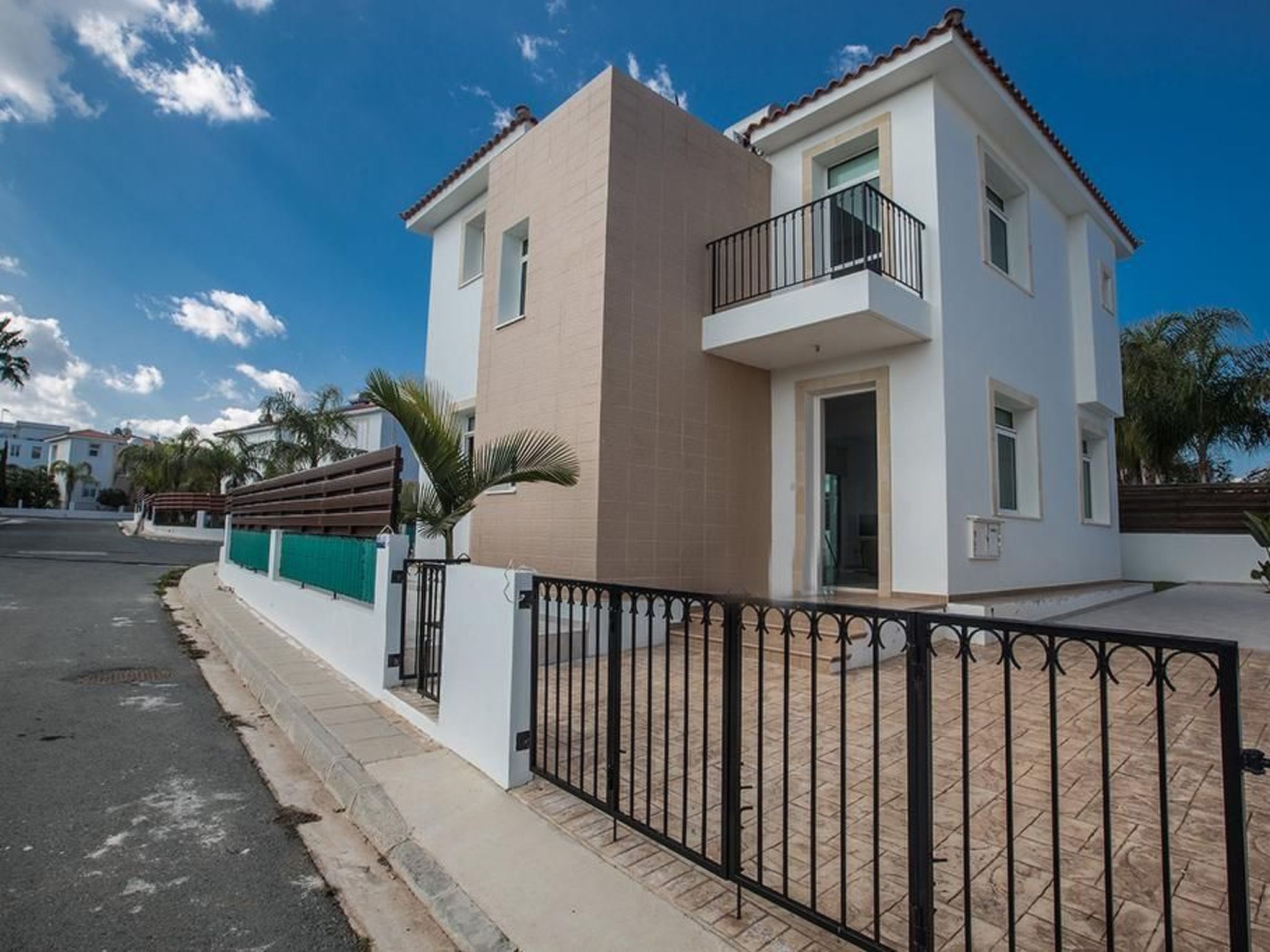 In Protaras mit privatem Parkplatz-Image-tags.info