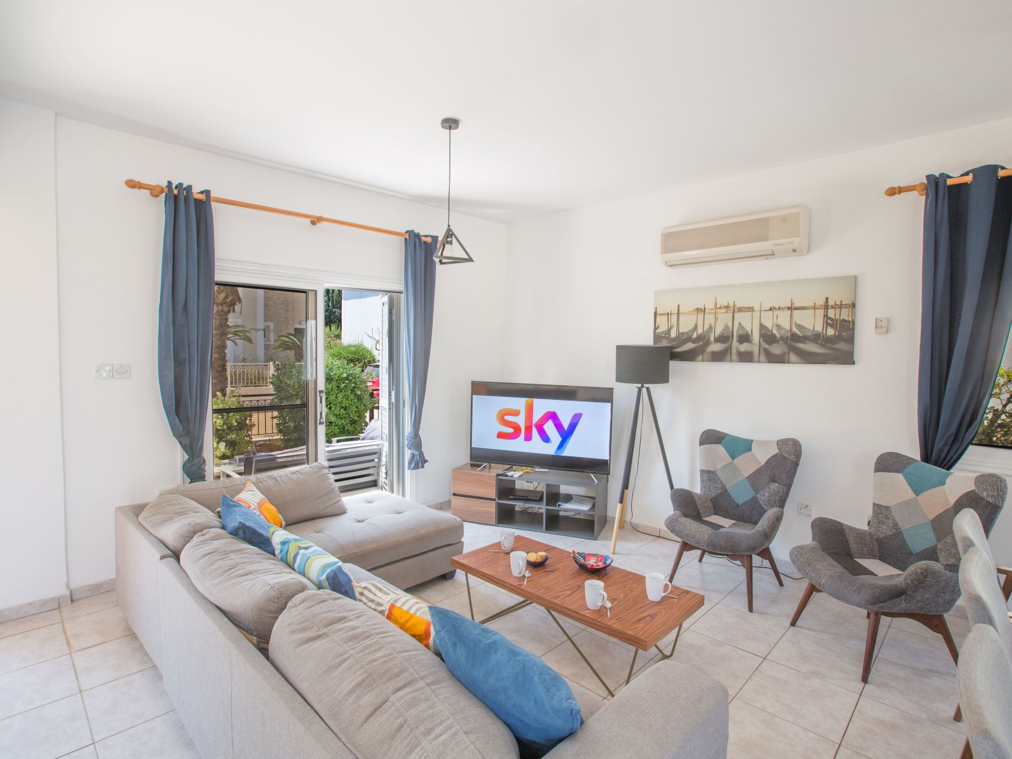 Protaras Villa mit Pool am Strand der Fig Tree Bay-Image-tags.info