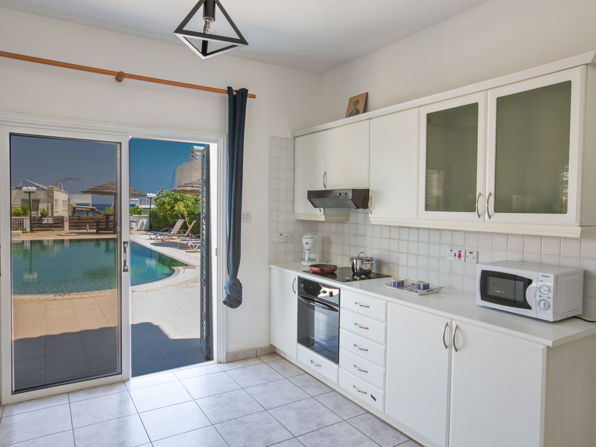 Protaras Villa mit Pool am Strand der Fig Tree Bay-Image-tags.info