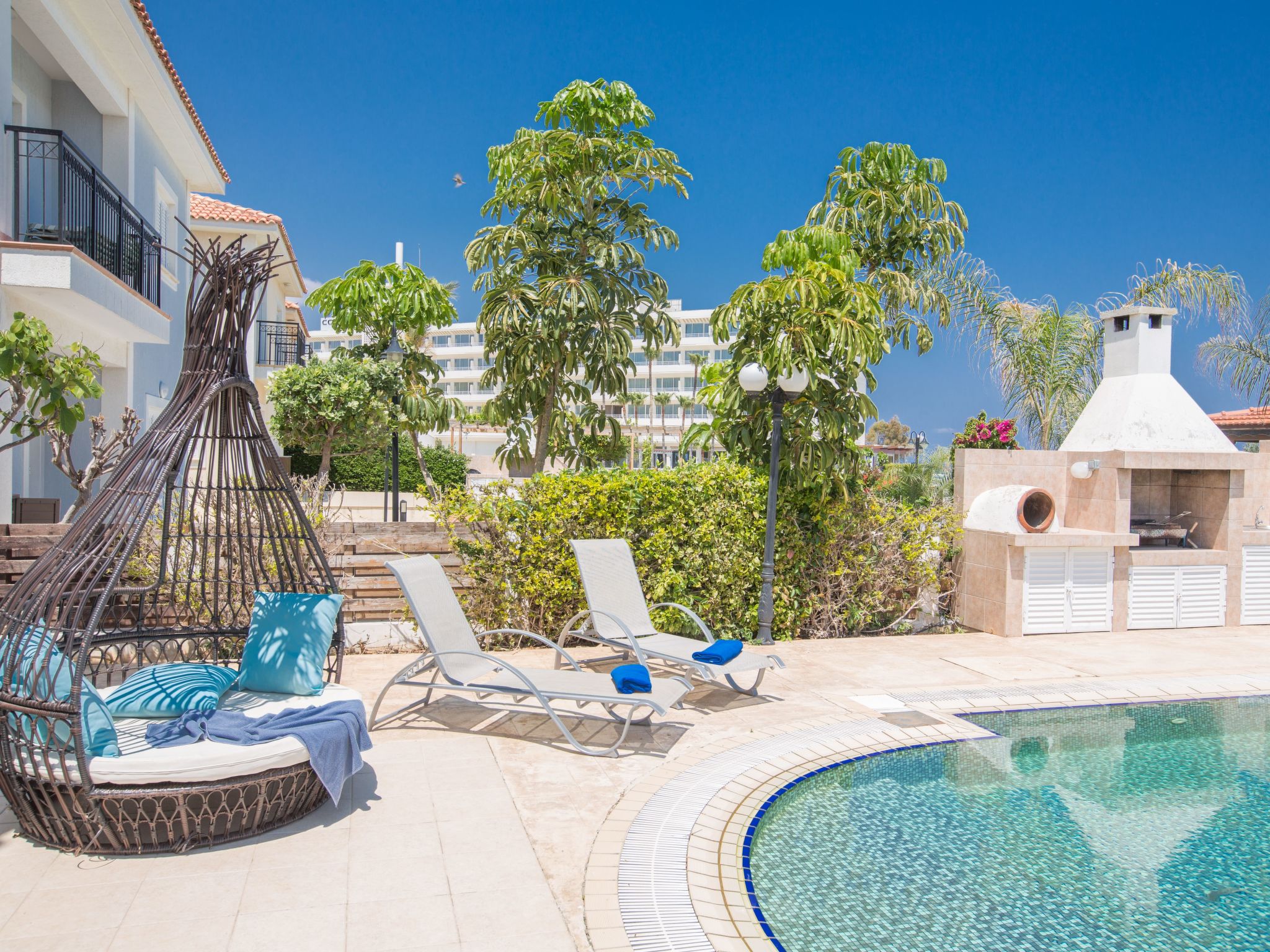 Protaras Villa mit Pool am Strand der Fig Tree Bay-Image-tags.info