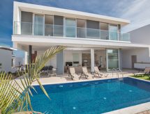Vrijstaand vakantiehuis met privézwembad in centrum Protaras · 138 m² - thumbnail 5