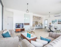 Vrijstaand vakantiehuis met privézwembad in centrum Protaras · 138 m² - thumbnail 6
