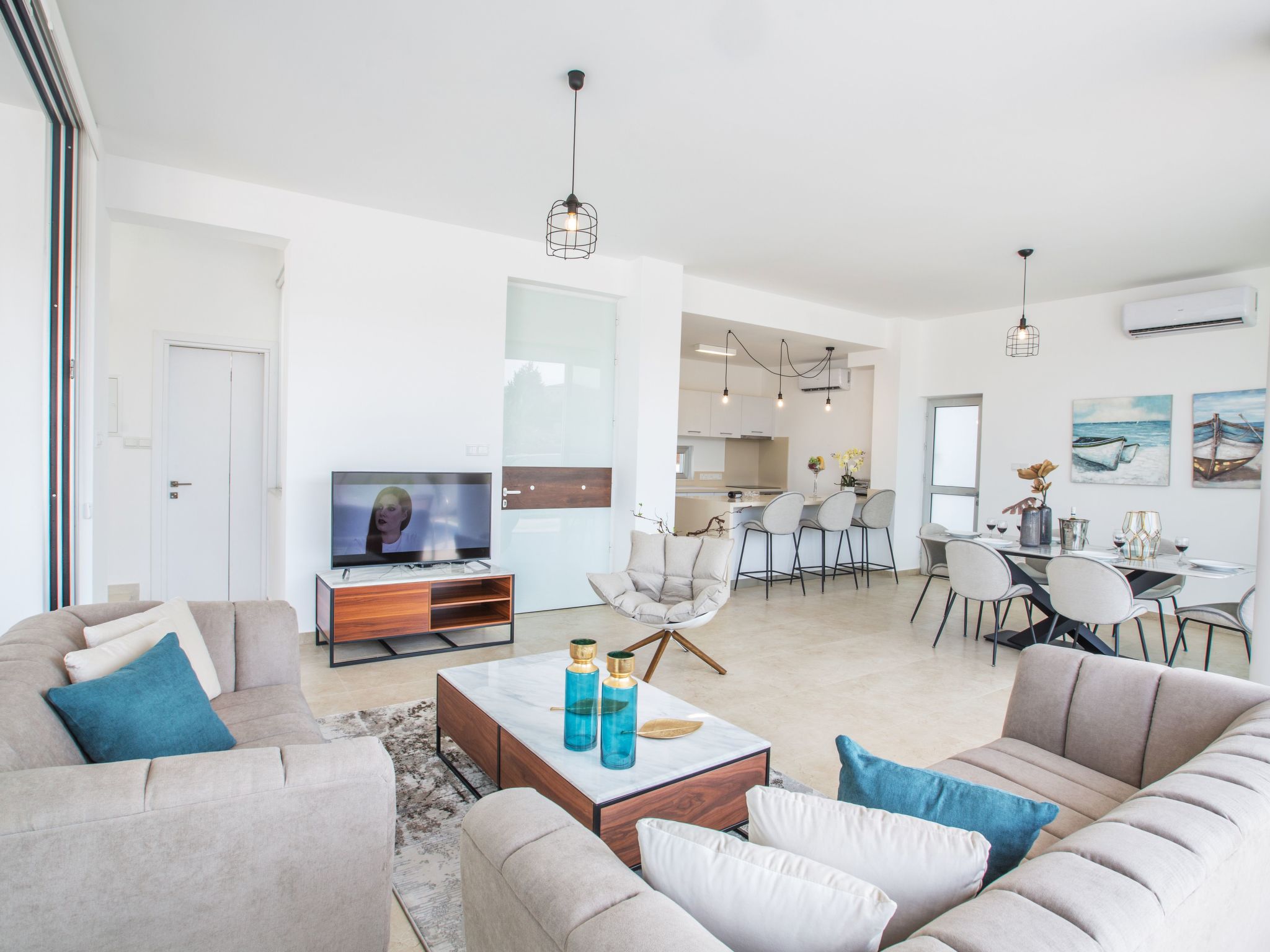 3-Schlafzimmer-Villa mit privatem Pool im Zentrum-Image-tags.info