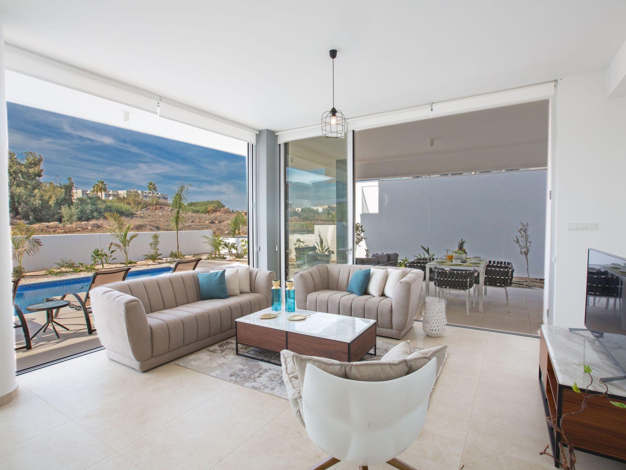 3-Schlafzimmer-Villa mit privatem Pool im Zentrum-Image-tags.info