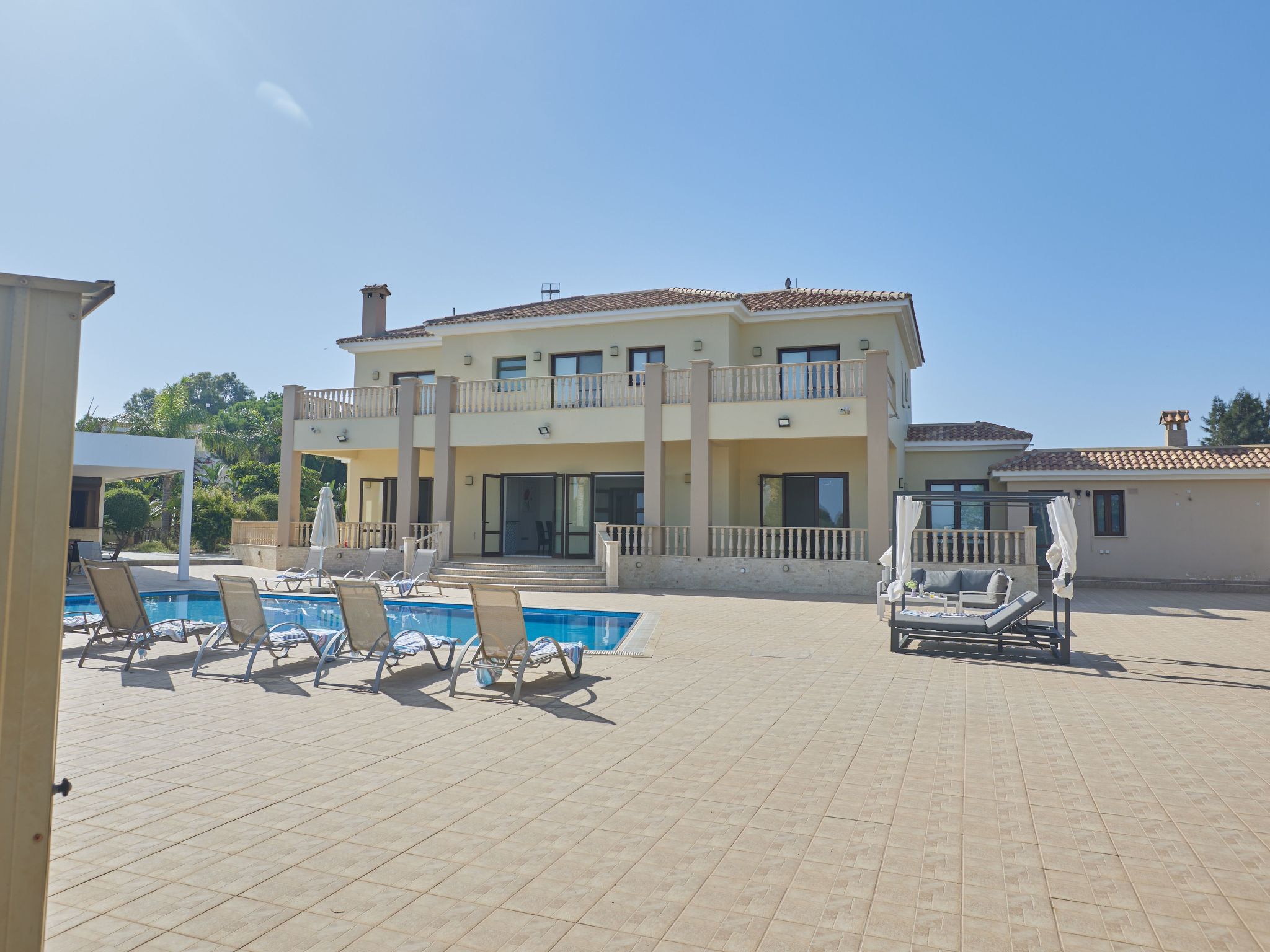 Luxusferienhaus für 14 Personen-Image-tags.info