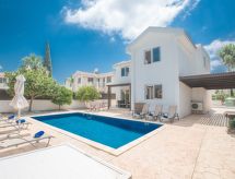 6-persoons vakantiehuis met privézwembad in Protaras - thumbnail 1