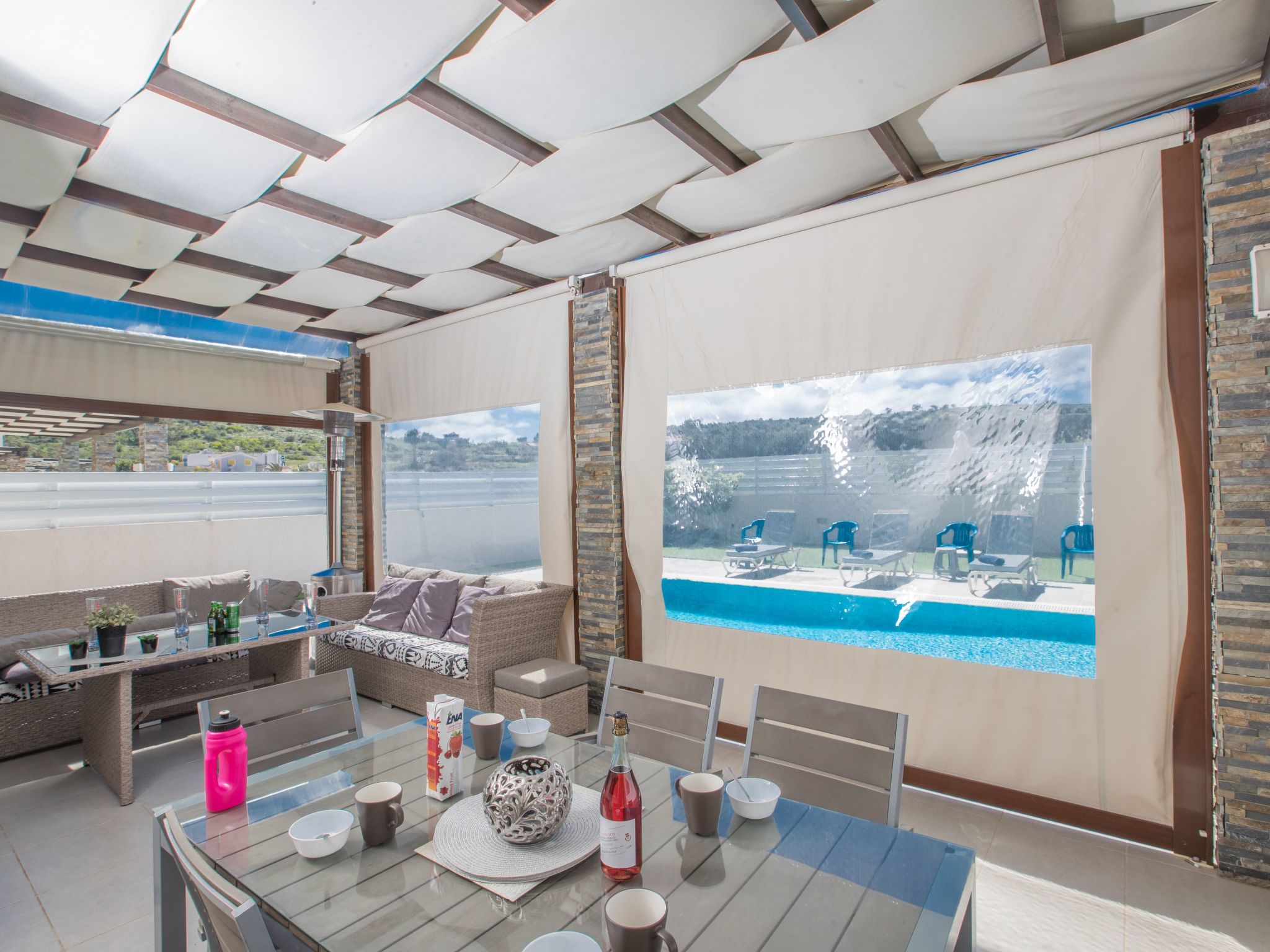 Moderne 4-Schlafzimmer-Villa im Zentrum von Protaras-Image-tags.info