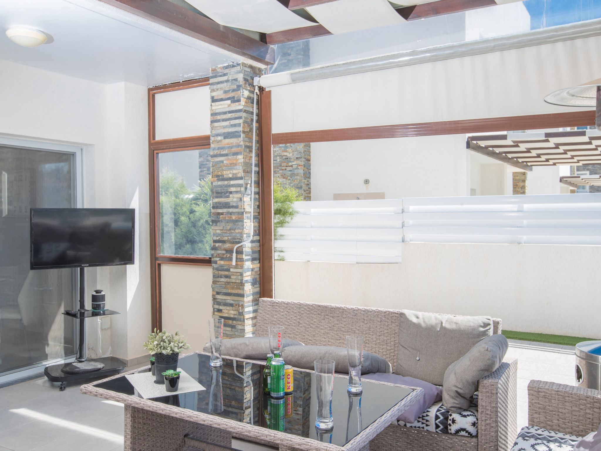 Moderne 4-Schlafzimmer-Villa im Zentrum von Protaras-Image-tags.info