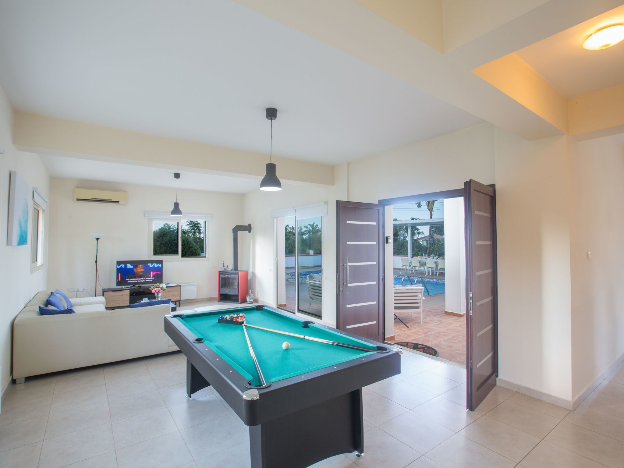 Private 3-Schlafzimmer-Villa mit Hochgeschwindigkeits-Internet-Image-tags.info