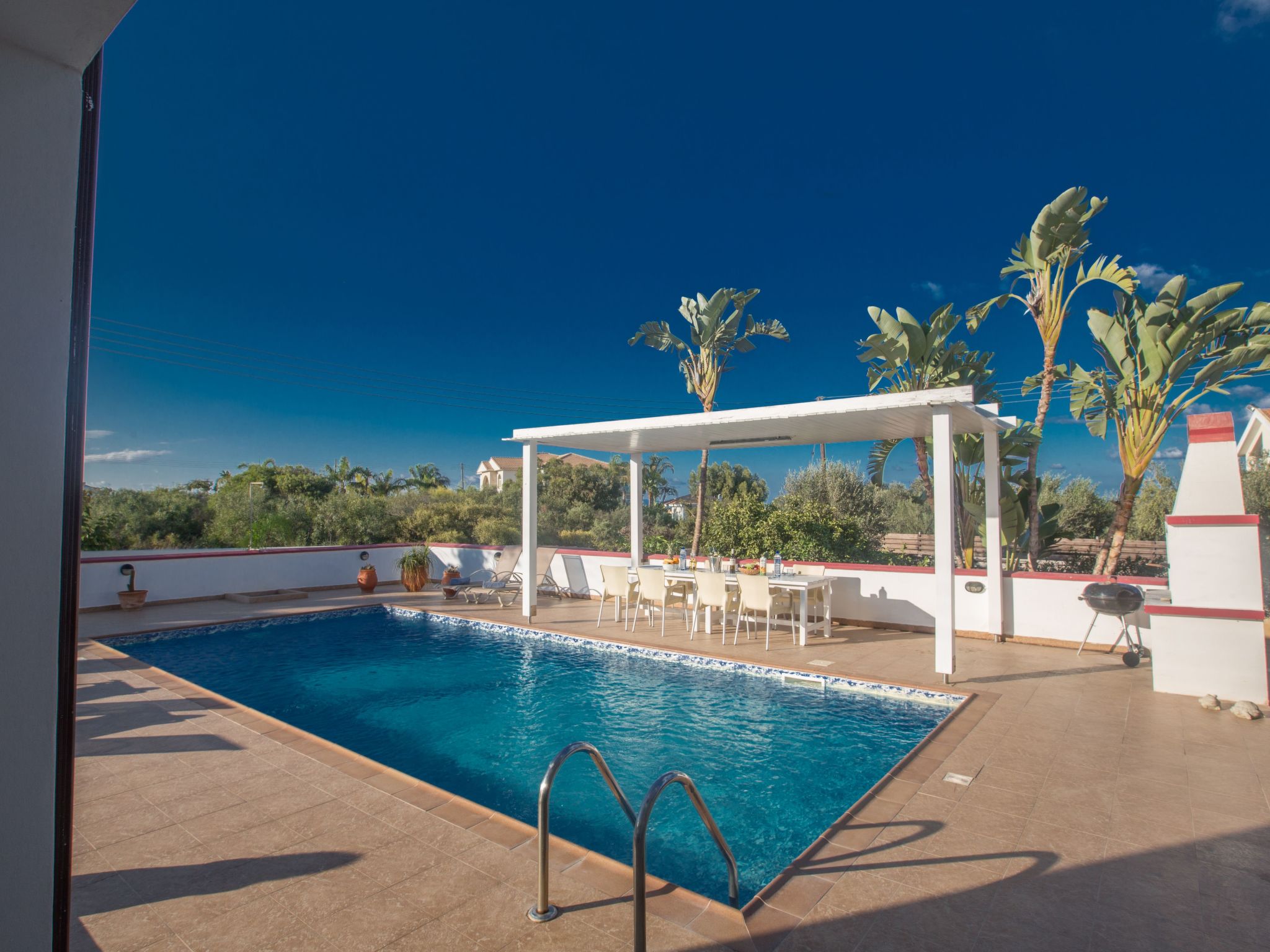 Private 3-Schlafzimmer-Villa mit Hochgeschwindigkeits-Internet-Image-tags.info