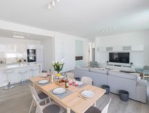 Op 600m van het centrum: Vrijstaand vakantiehuis met privézwembad in Protaras - thumbnail 6