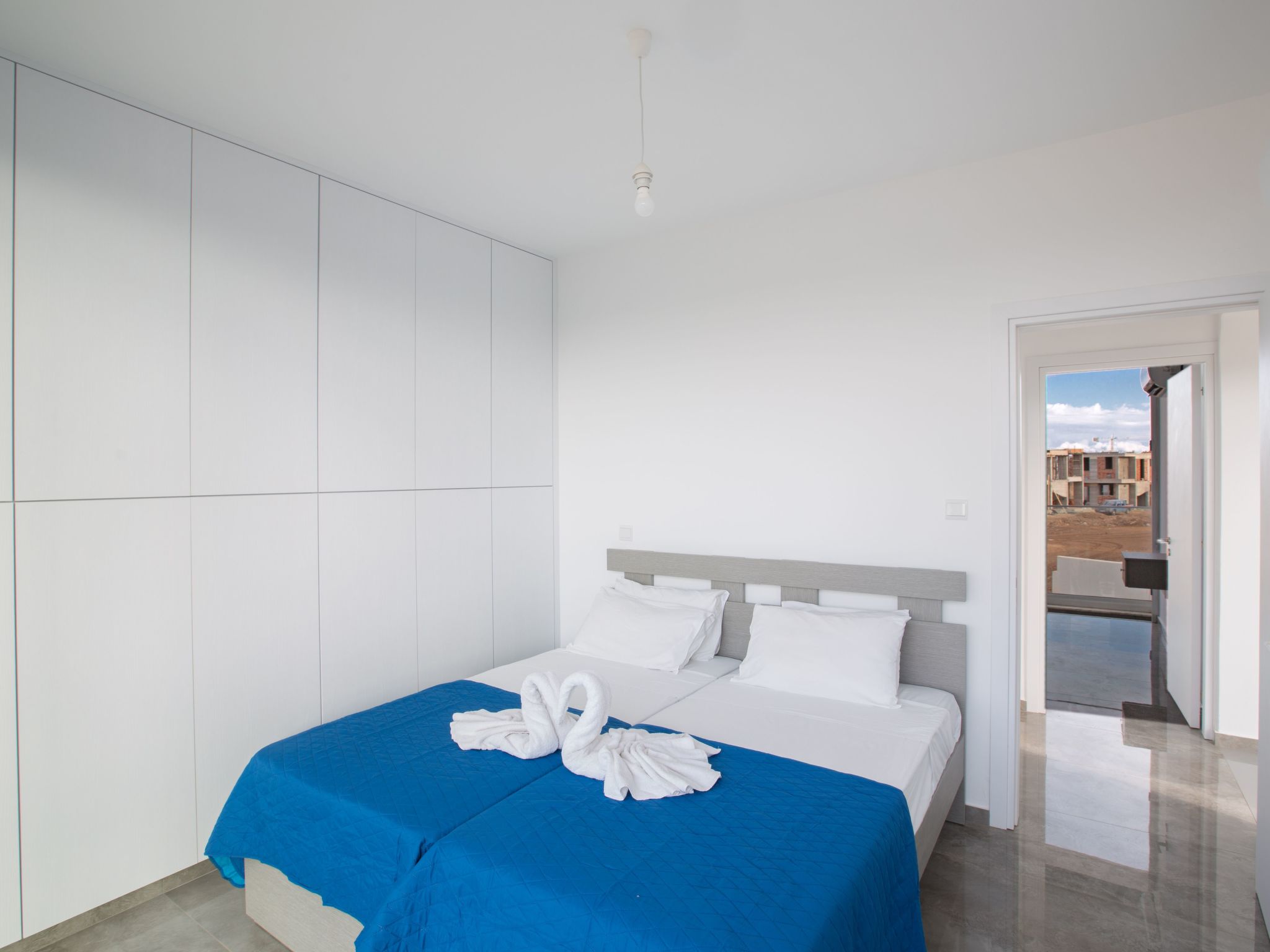 2-Schlafzimmer-Villa mit Pool, Dachgarten, Meerblick-Image-tags.info