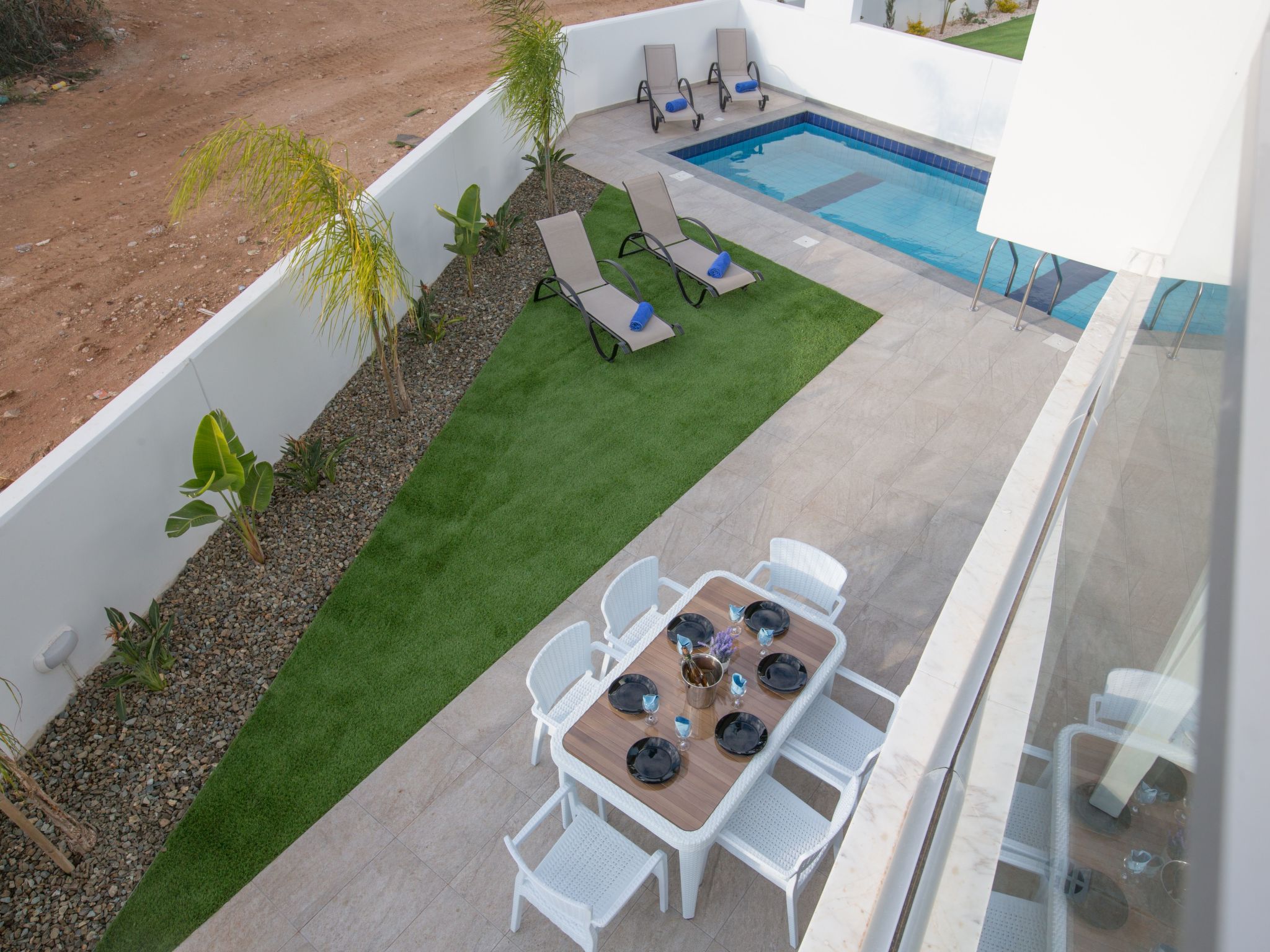 2-Schlafzimmer-Villa mit Pool, Dachgarten, Meerblick-Image-tags.info