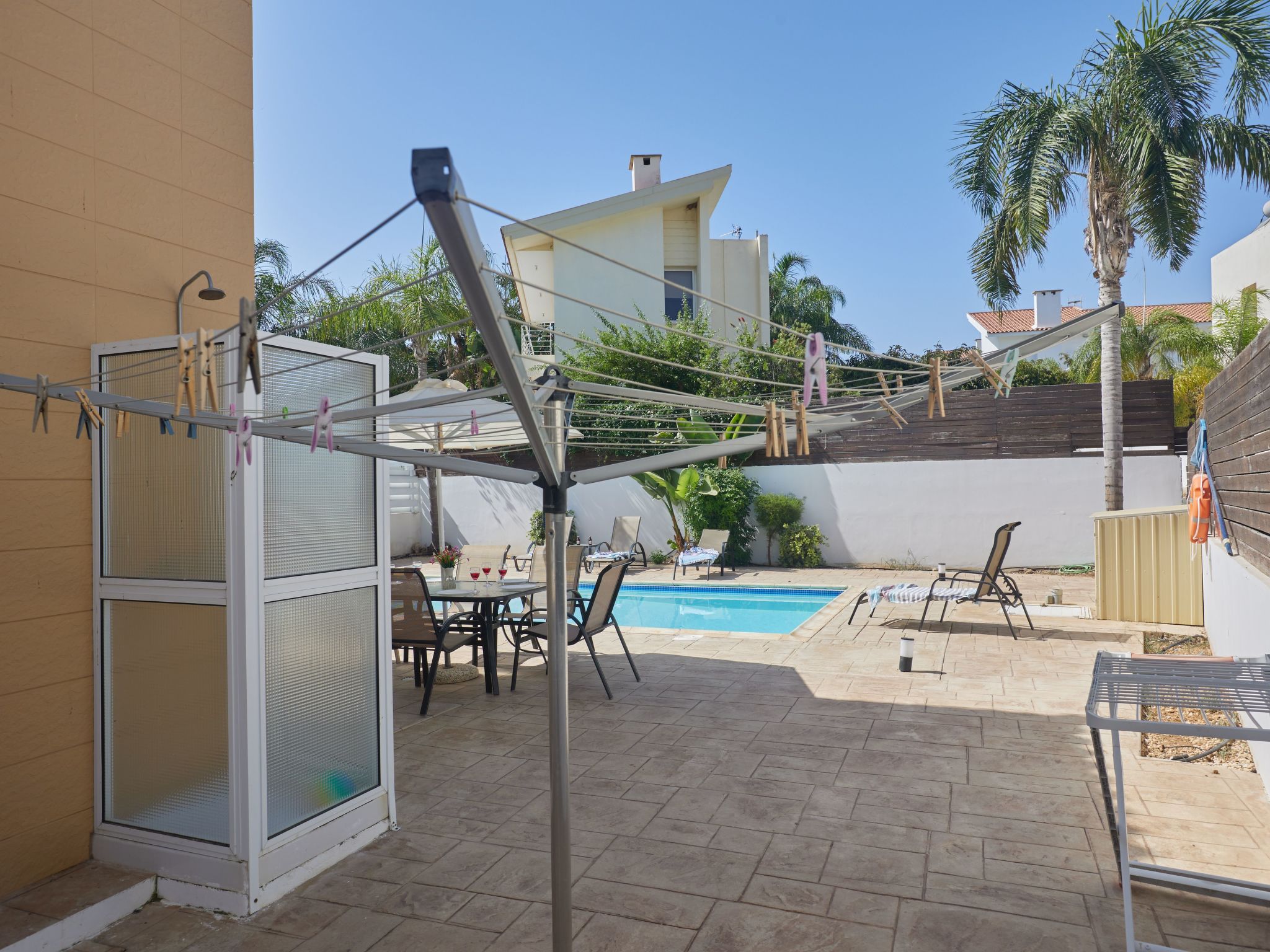 Hübsche Villa mit 3 Schlafzimmern und privatem Pool-Image-tags.info