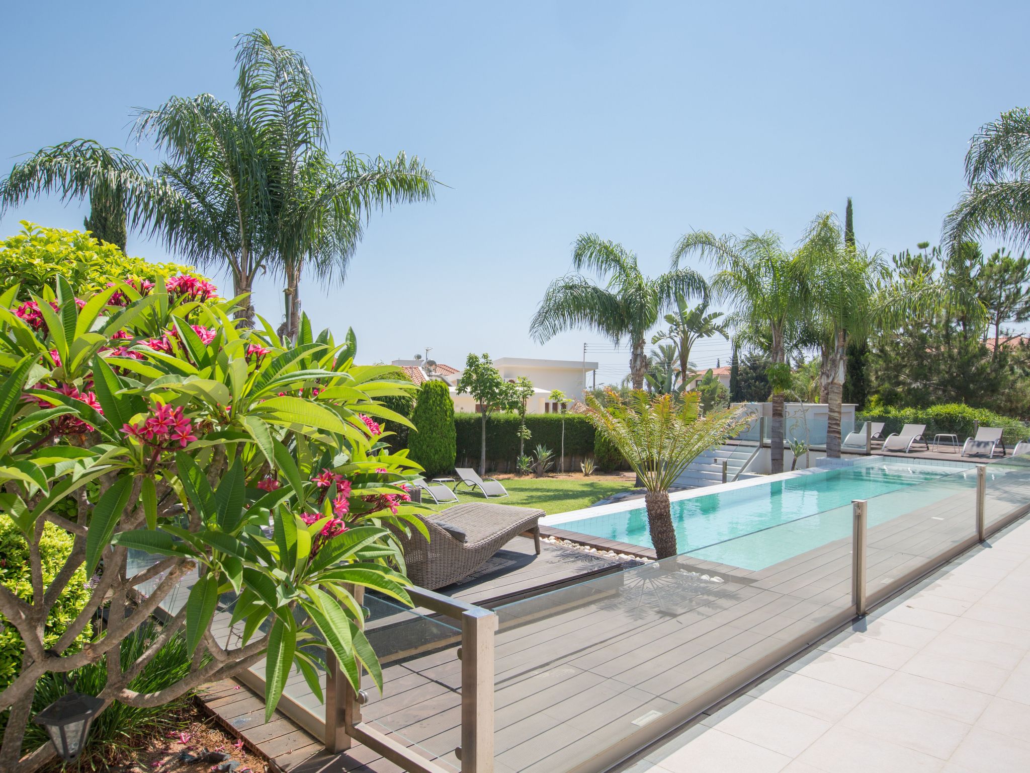 4-Schlafzimmer-Villa mit Pool im Zentrum von Protaras-Image-tags.info