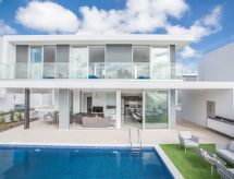 Moderne vrijstaande villa met privézwembad in het hart van Protaras - thumbnail 4