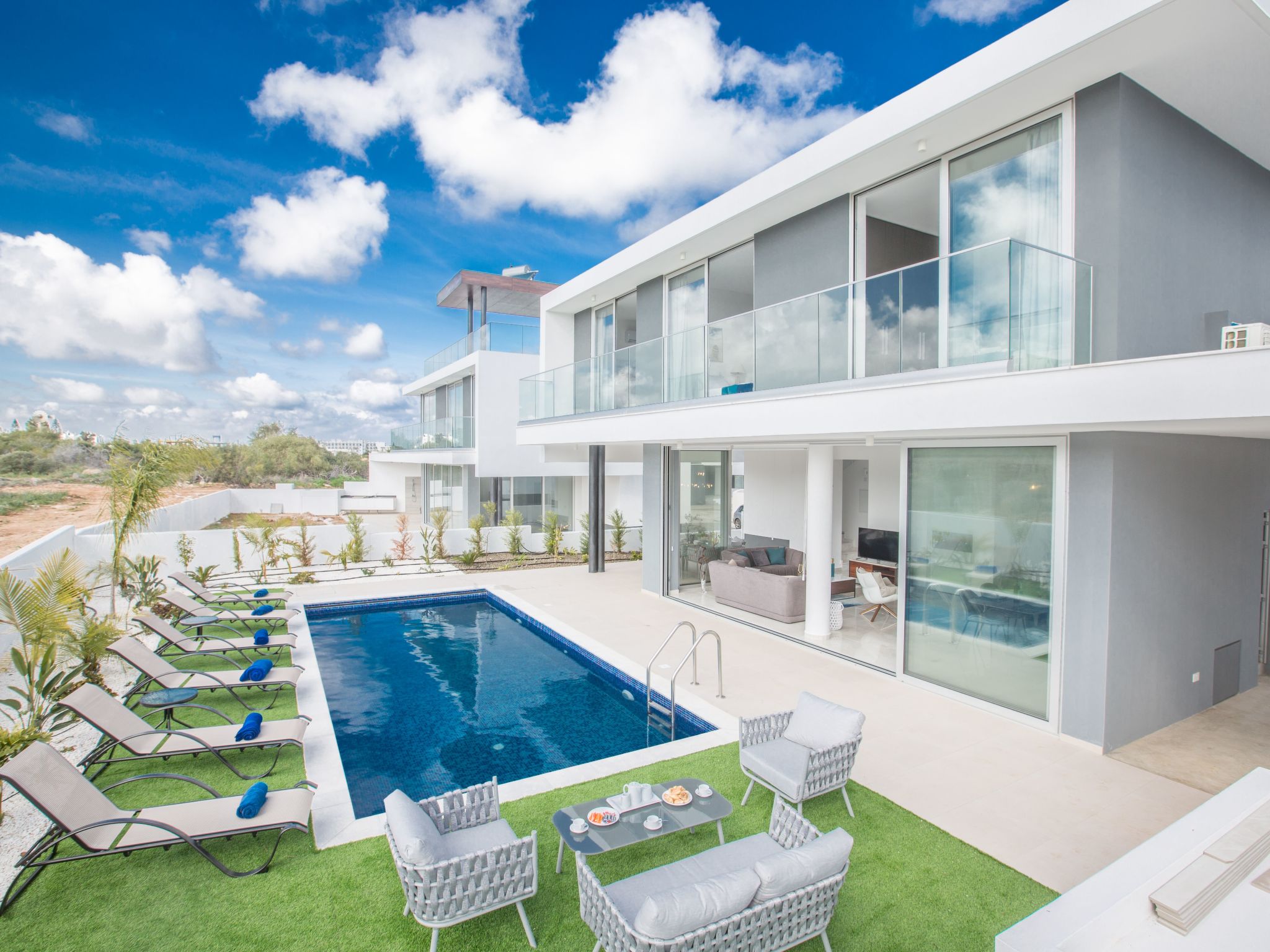 3-Schlafzimmer-Villa mit privatem Pool im Zentrum