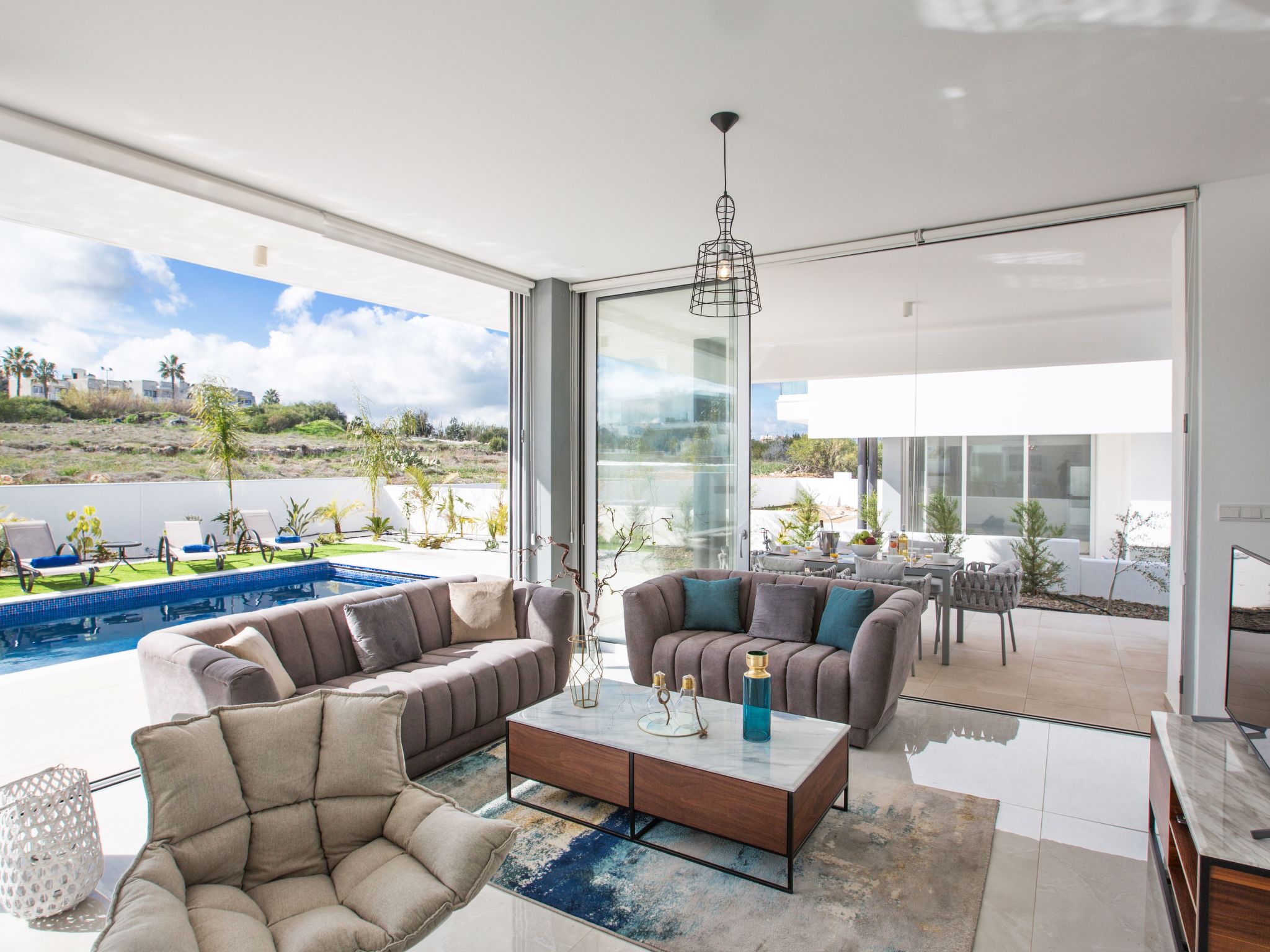 3-Schlafzimmer-Villa mit privatem Pool im Zentrum-Image-tags.info