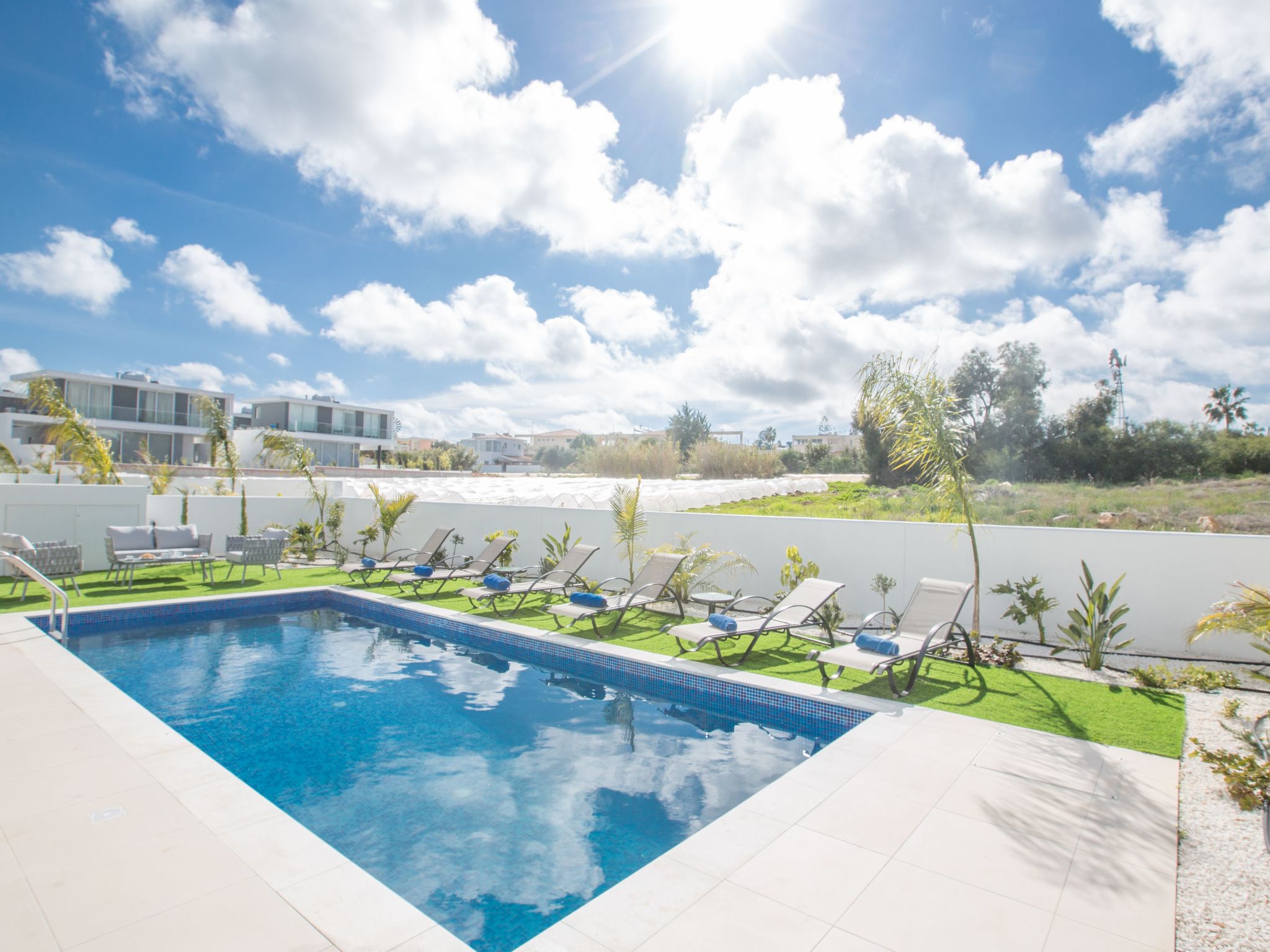 3-Schlafzimmer-Villa mit privatem Pool im Zentrum-Image-tags.info