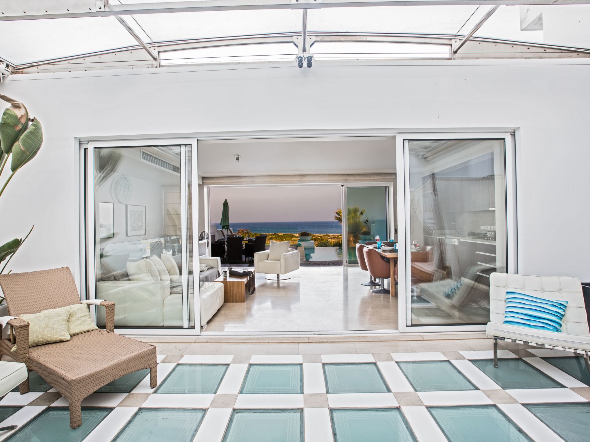 Geräumige Ferienvilla mit atemberaubendem Ausblick-Image-tags.info