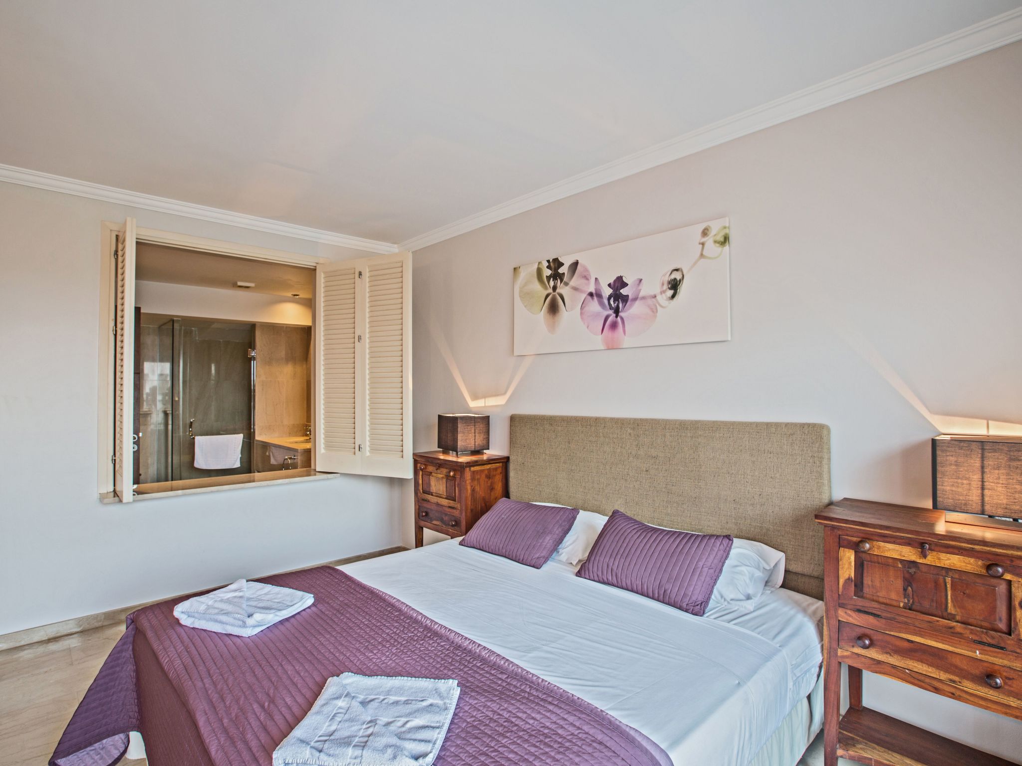 Geräumige Ferienvilla mit atemberaubendem Ausblick-Image-tags.info