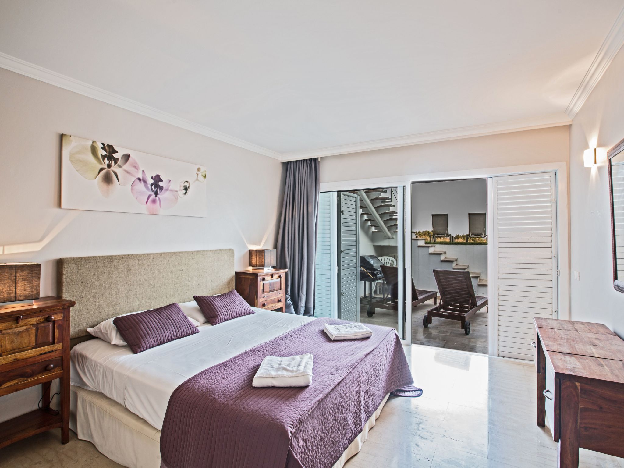 Geräumige Ferienvilla mit atemberaubendem Ausblick-Image-tags.info